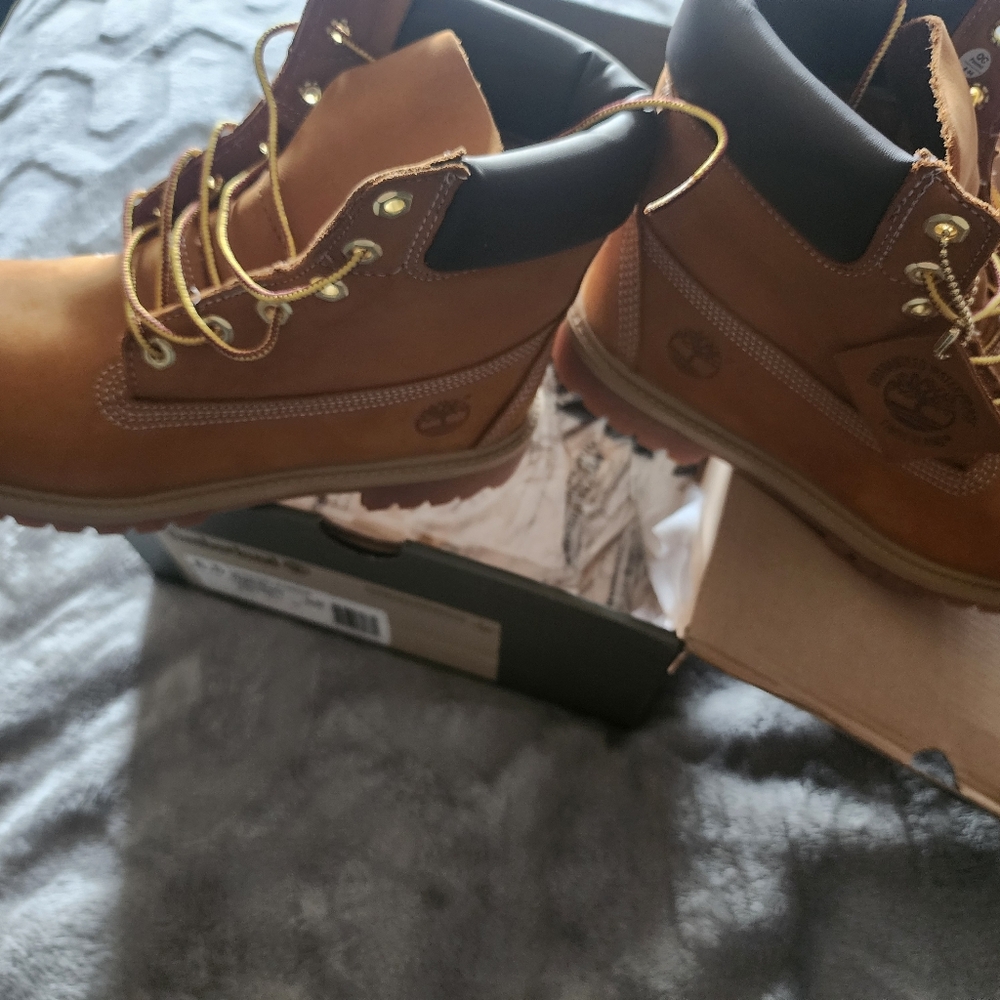 Timberland - Picture 3 of 4